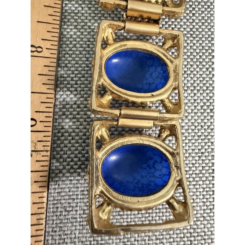 Vintage Gold toned metal link bracelet with deep blue cabochons speckled with go - Picture 9 of 12